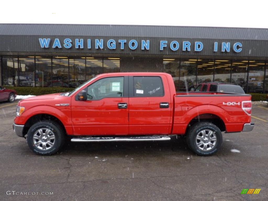 2011 F150 XLT SuperCrew 4x4 - Race Red / Steel Gray photo #1