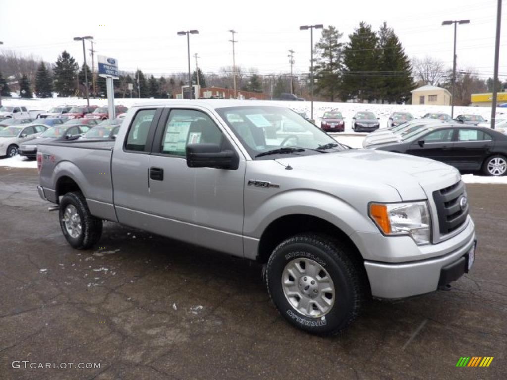 2011 F150 STX SuperCab 4x4 - Ingot Silver Metallic / Steel Gray photo #6