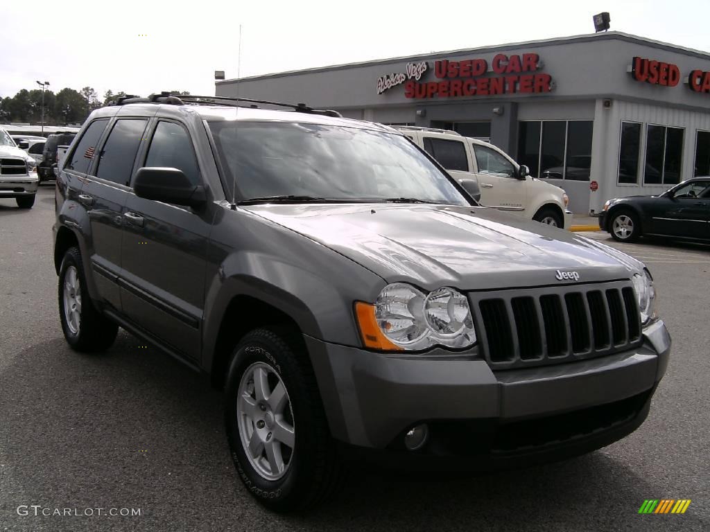 2008 Grand Cherokee Laredo - Mineral Gray Metallic / Dark Slate Gray photo #1