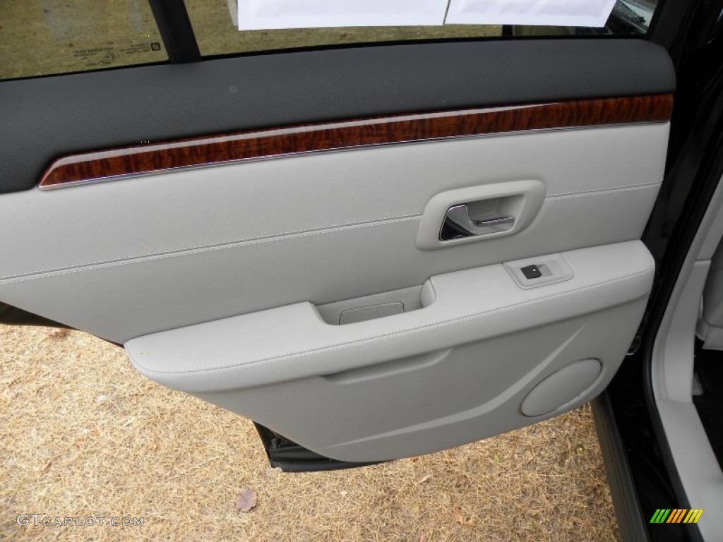 2009 Cadillac SRX V8 Ebony/Light Gray Door Panel Photo #42832722