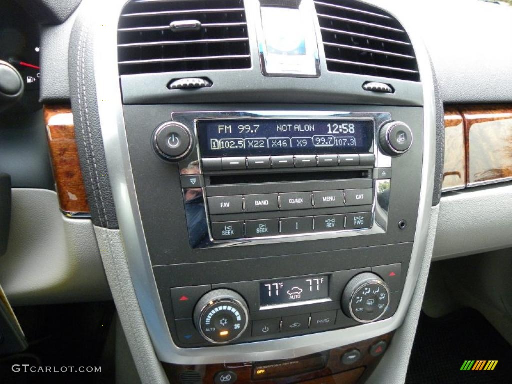 2009 Cadillac SRX V8 Controls Photo #42833066