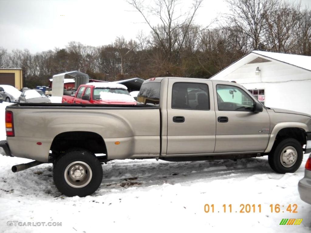 2003 Silverado 3500 LS Crew Cab 4x4 Dually - Light Pewter Metallic / Tan photo #5