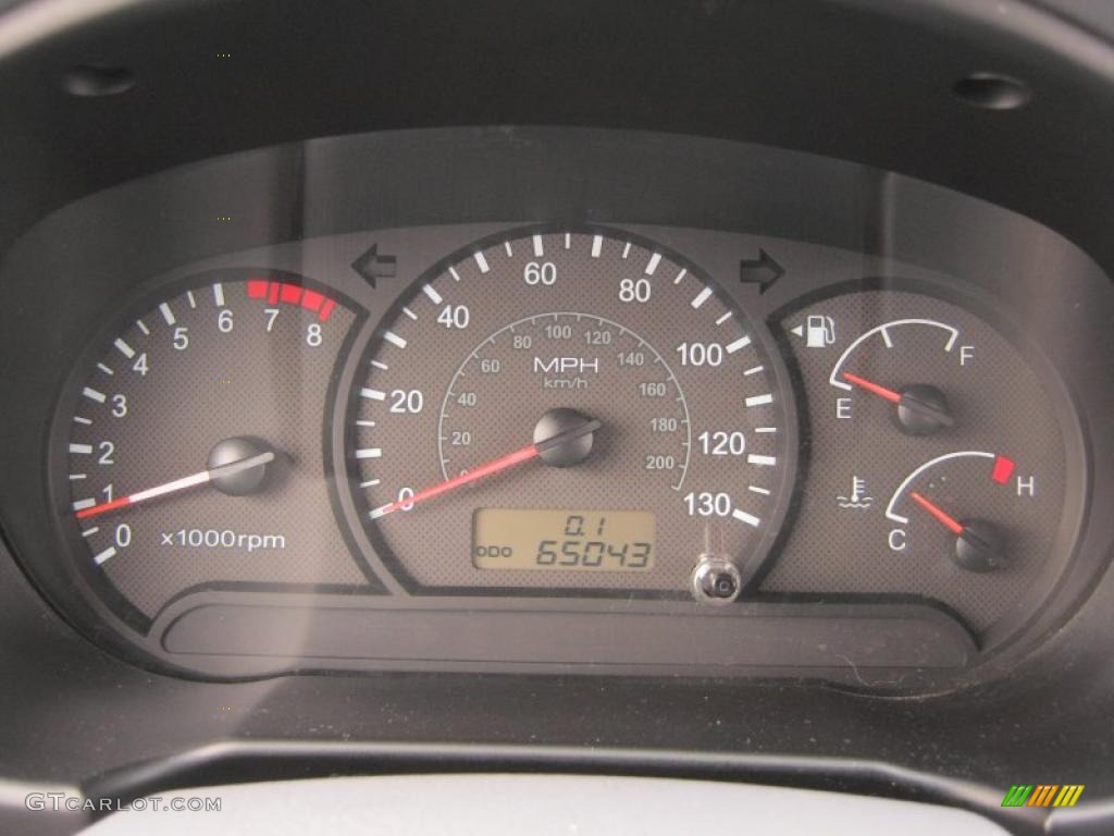 2004 Hyundai Accent GL Sedan Gauges Photo #42837814