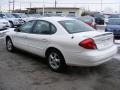 2002 Vibrant White Ford Taurus SES  photo #5