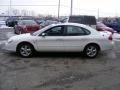 2002 Vibrant White Ford Taurus SES  photo #6