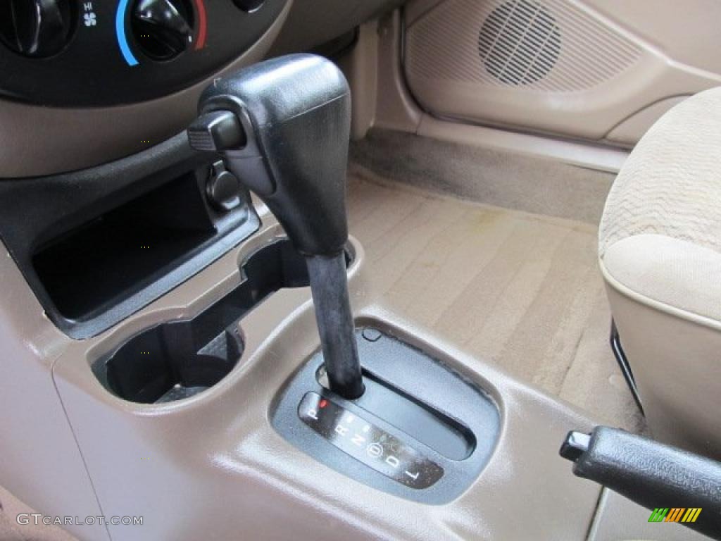 1998 Escort SE Sedan - Performance White / Beige photo #8