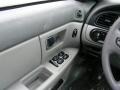 2002 Vibrant White Ford Taurus SES  photo #23