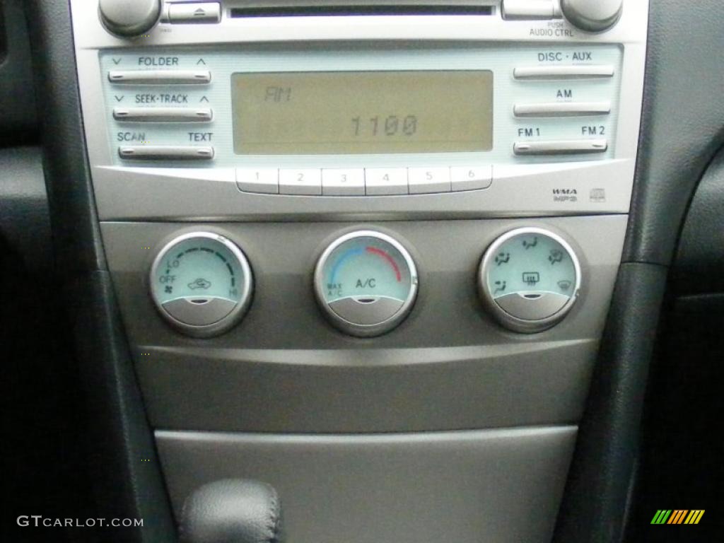 2008 Camry SE - Sky Blue Pearl / Dark Charcoal photo #21