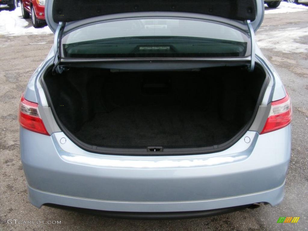 2008 Camry SE - Sky Blue Pearl / Dark Charcoal photo #25