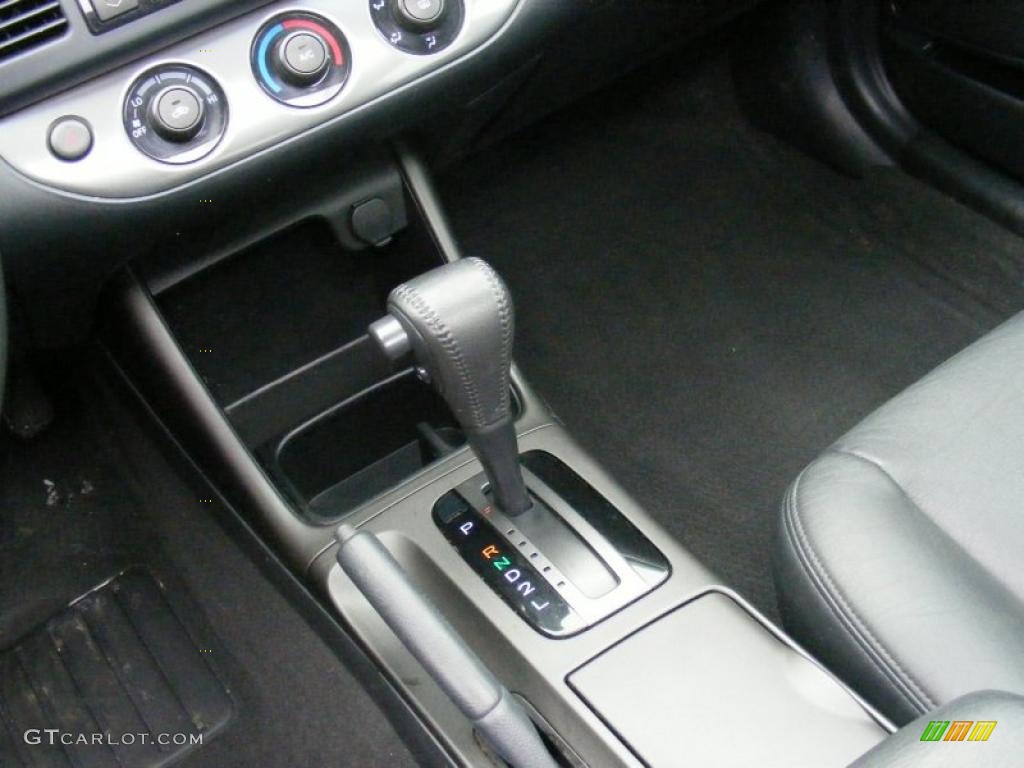 2003 Camry SE - Phantom Gray Pearl / Dark Charcoal photo #22