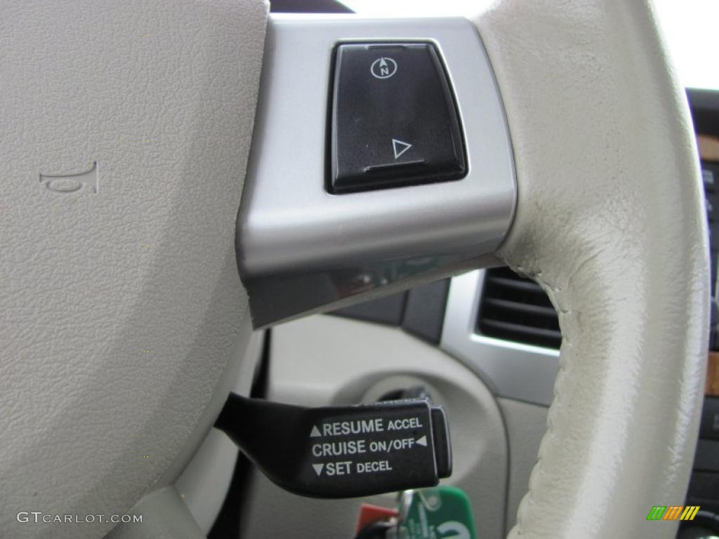 2008 Grand Cherokee Limited 4x4 - Bright Silver Metallic / Dark Slate Gray/Light Graystone photo #5