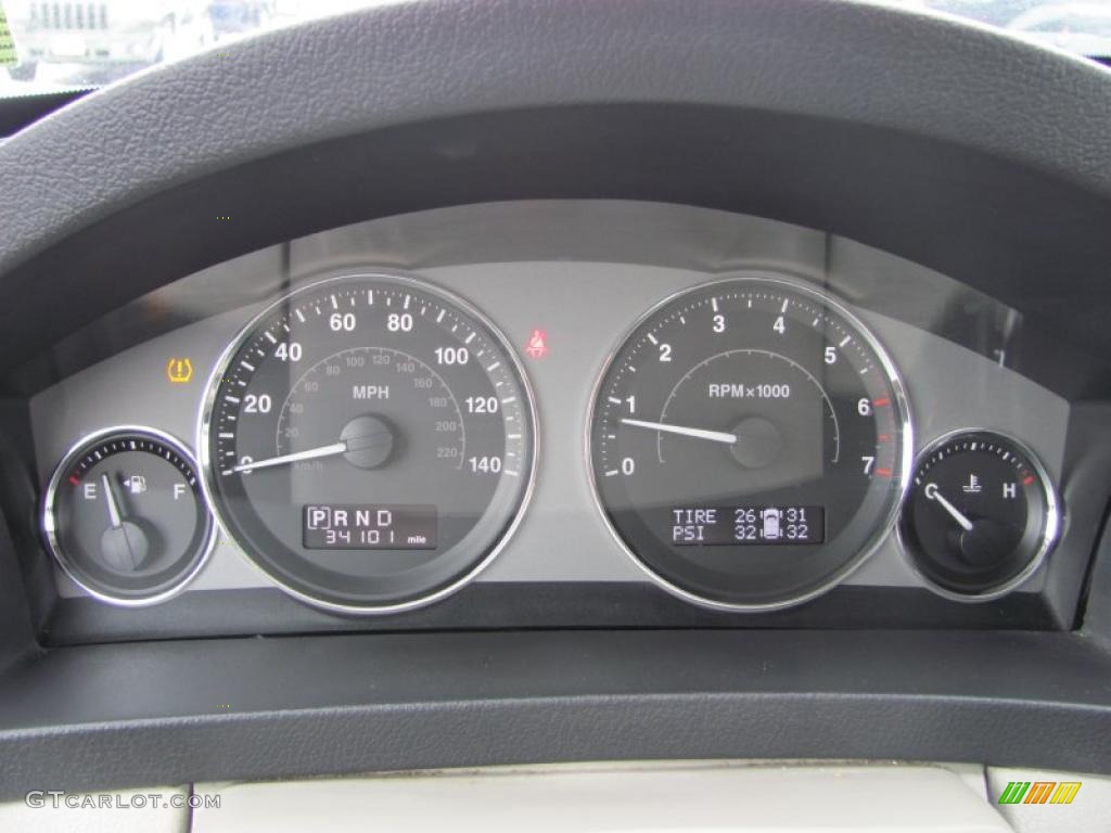 2008 Grand Cherokee Limited 4x4 - Bright Silver Metallic / Dark Slate Gray/Light Graystone photo #6