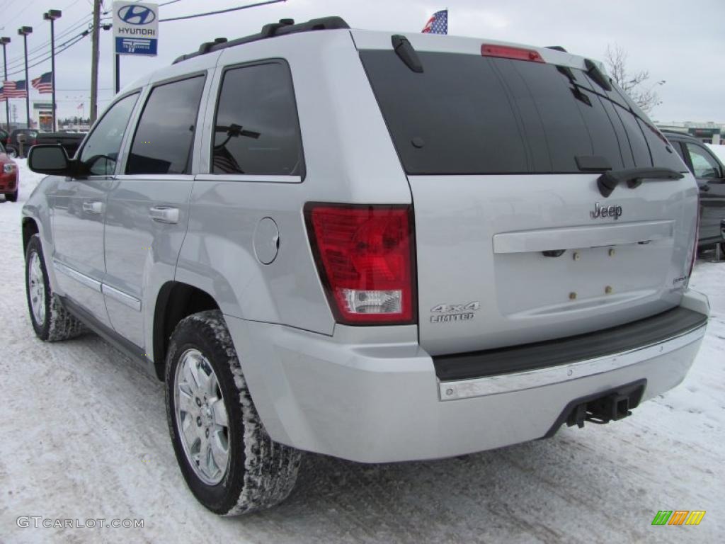 2008 Grand Cherokee Limited 4x4 - Bright Silver Metallic / Dark Slate Gray/Light Graystone photo #18