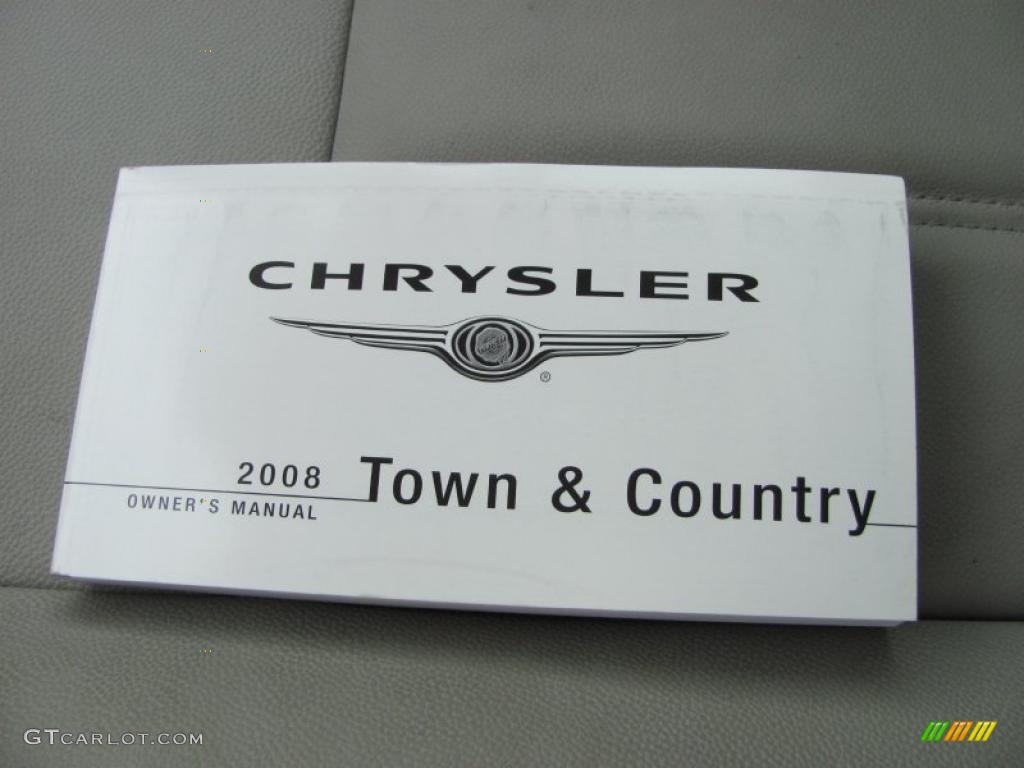 2008 Town & Country Touring Signature Series - Brilliant Black Crystal Pearlcoat / Medium Pebble Beige/Cream photo #4