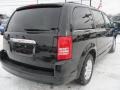 2008 Brilliant Black Crystal Pearlcoat Chrysler Town & Country Touring Signature Series  photo #24