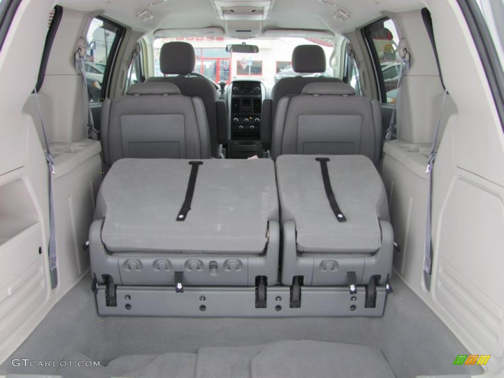 2008 Grand Caravan SXT - Bright Silver Metallic / Medium Slate Gray/Light Shale photo #11