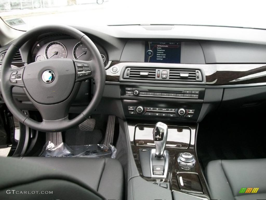 2011 BMW 5 Series 535i Sedan Black Dashboard Photo #42849674