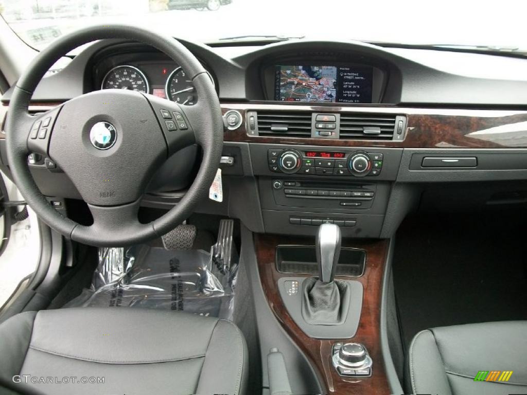 2011 BMW 3 Series 328i xDrive Sedan Black Dashboard Photo #42850826