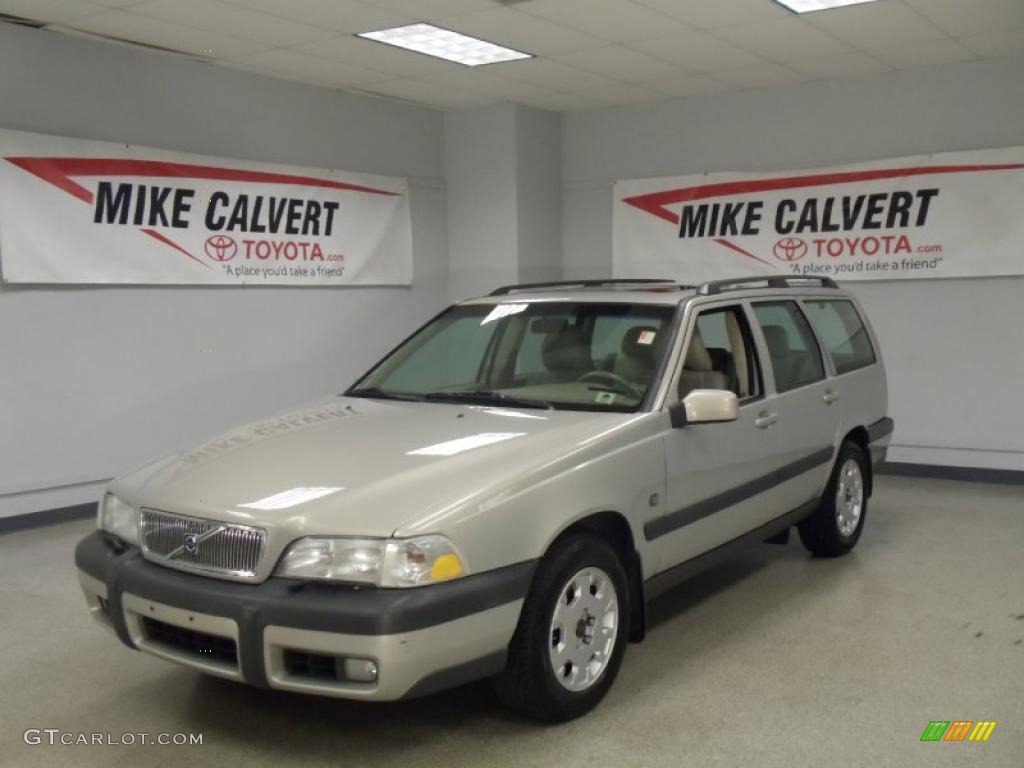 2000 V70 XC AWD - Mystic Silver Metallic / Light Taupe/Taupe photo #1