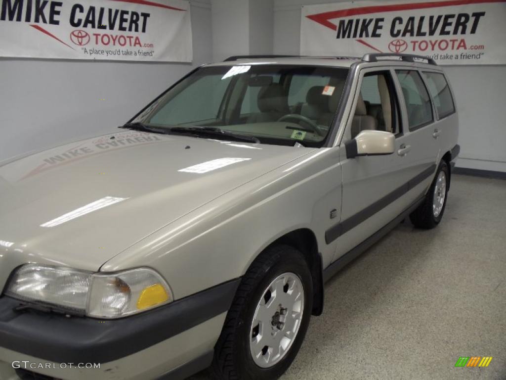 2000 V70 XC AWD - Mystic Silver Metallic / Light Taupe/Taupe photo #6