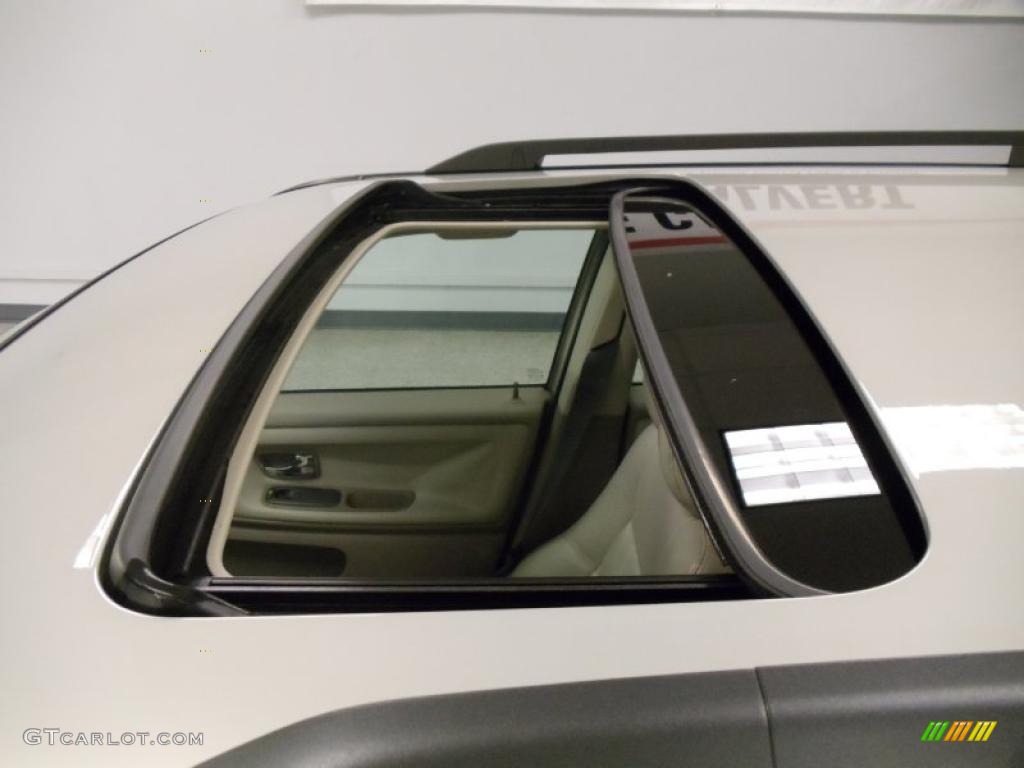 2000 V70 XC AWD - Mystic Silver Metallic / Light Taupe/Taupe photo #18