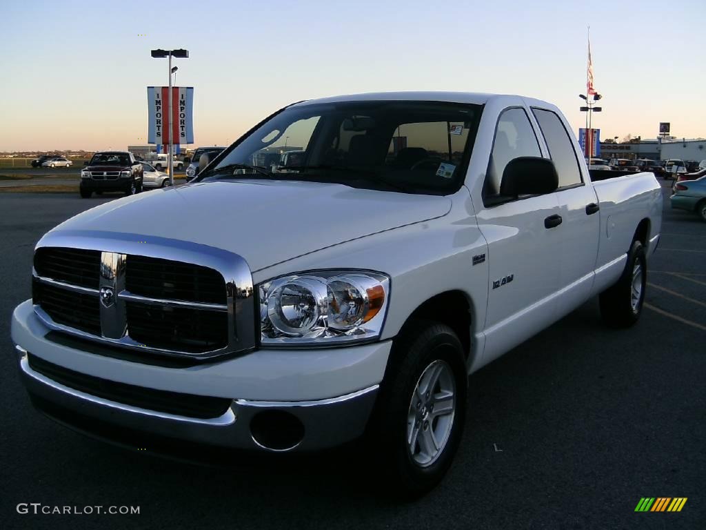 2008 Ram 1500 SLT Quad Cab - Bright White / Medium Slate Gray photo #7