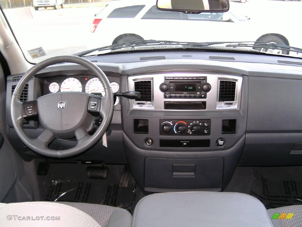 2008 Ram 1500 SLT Quad Cab - Bright White / Medium Slate Gray photo #9