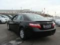 Black - Camry LE Photo No. 4
