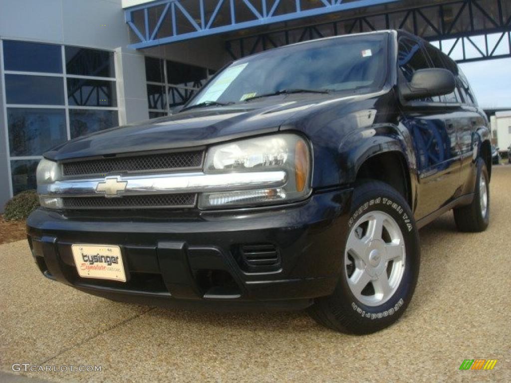 2002 TrailBlazer LS - Onyx Black / Dark Pewter photo #1