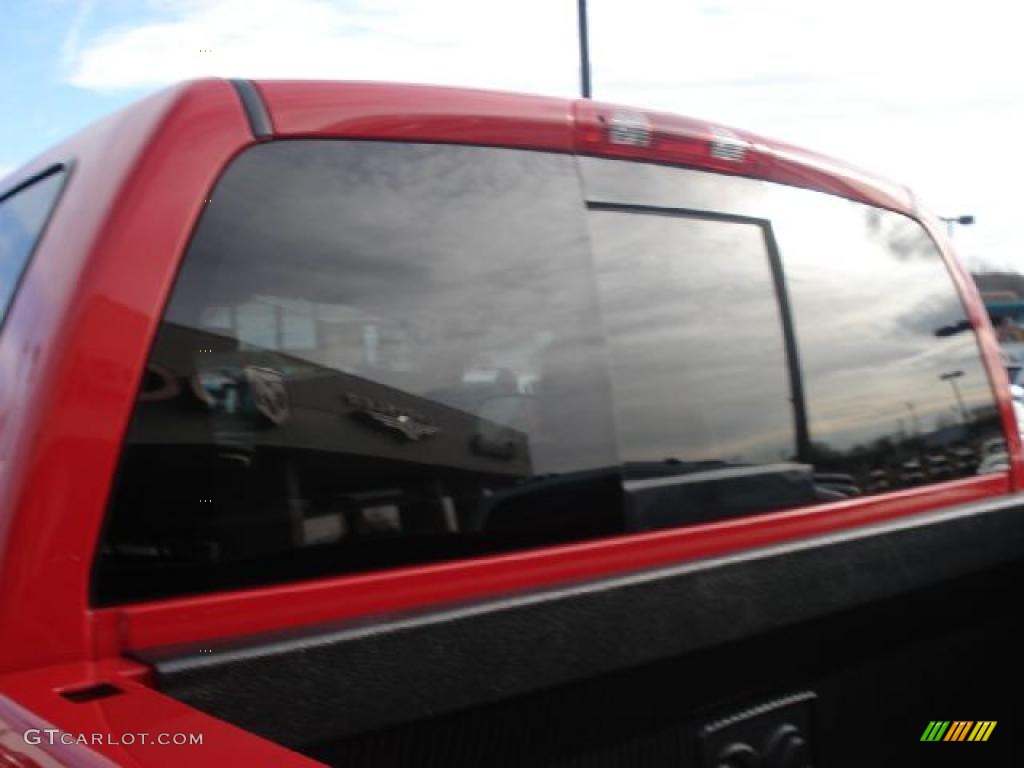 2006 Ram 1500 SLT Quad Cab 4x4 - Flame Red / Medium Slate Gray photo #36