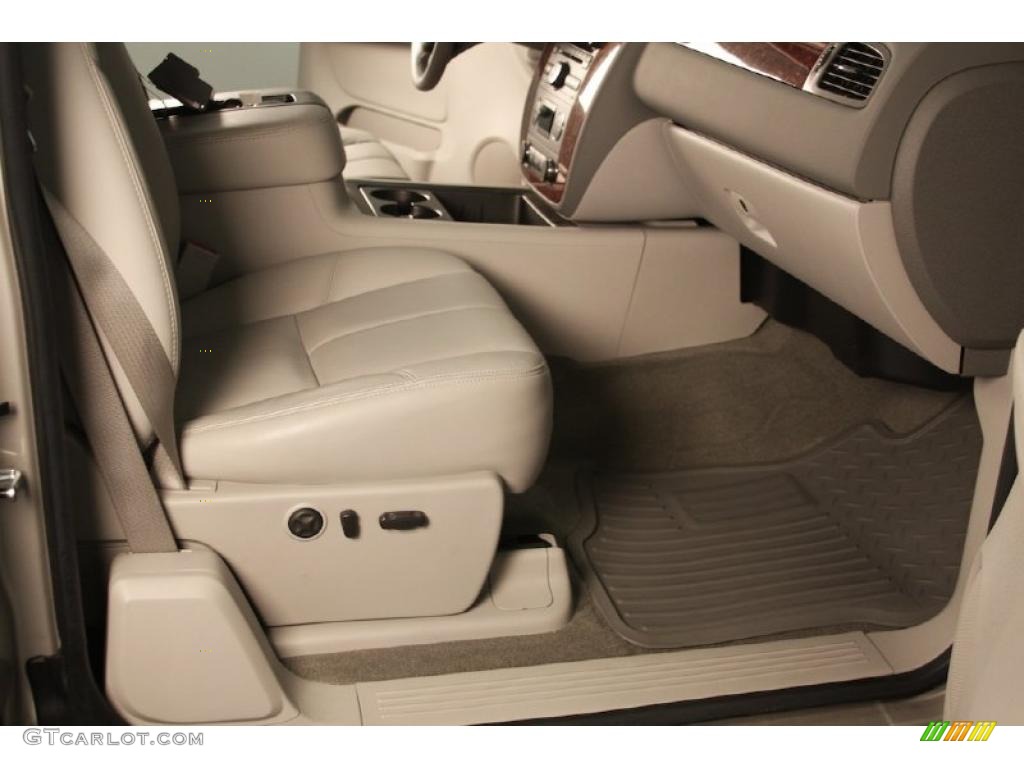 2009 Silverado 1500 LTZ Extended Cab 4x4 - Silver Birch Metallic / Light Cashmere photo #7