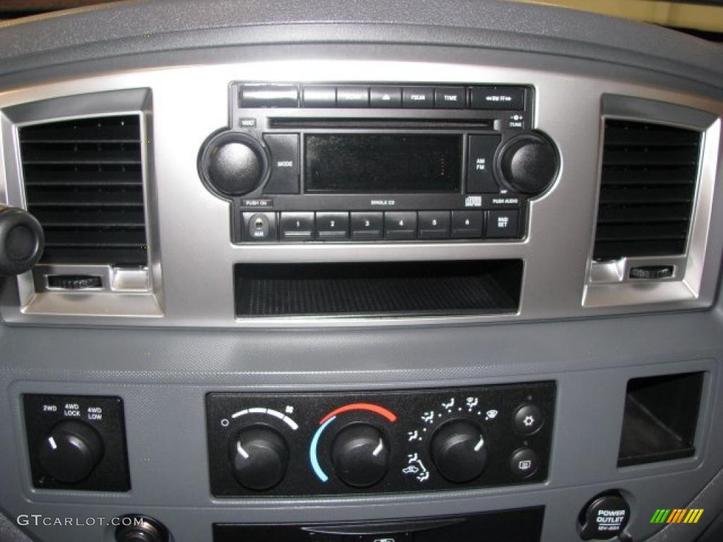 2009 Ram 3500 Big Horn Edition Quad Cab 4x4 - Brilliant Black Crystal Pearl / Medium Slate Gray photo #9