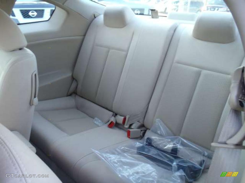 Blond Interior 2011 Nissan Altima 2.5 S Coupe Photo #42874499