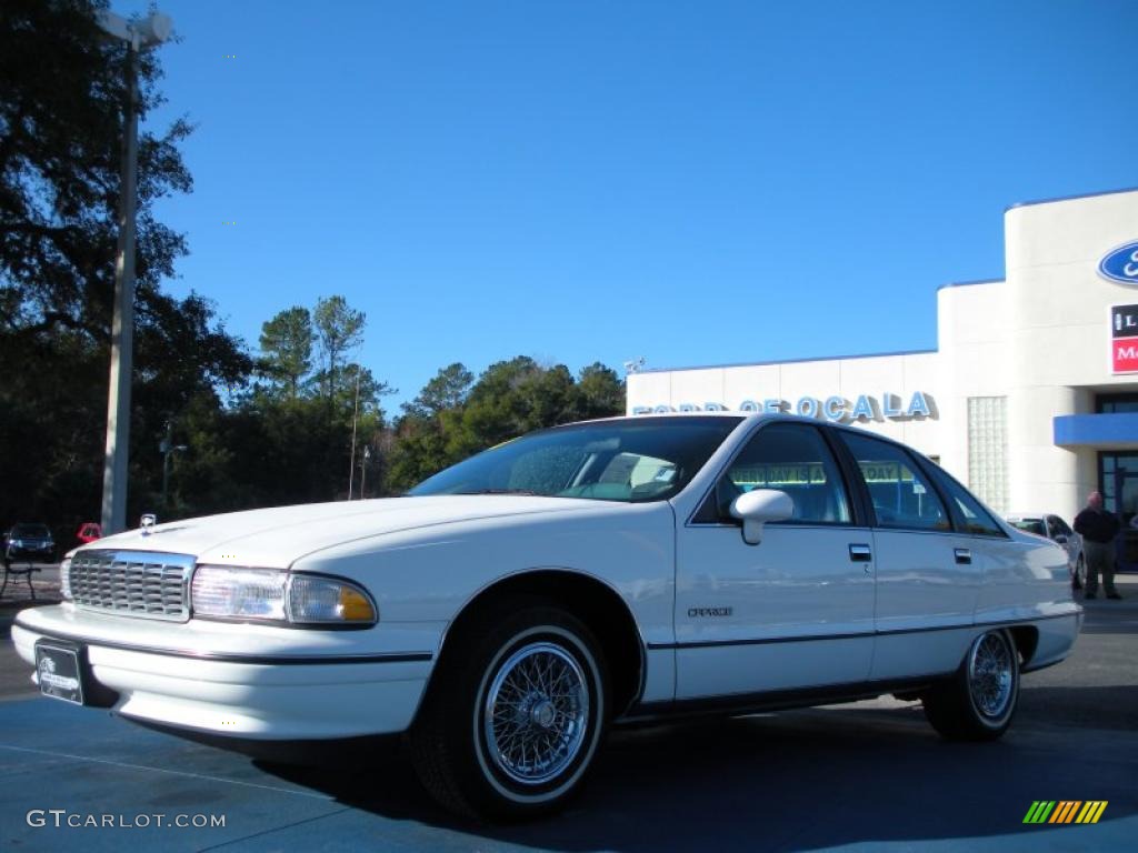 1991 Caprice Sedan - White / Gray photo #1