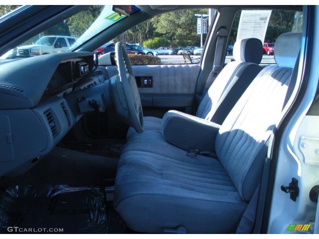 1991 Caprice Sedan - White / Gray photo #11