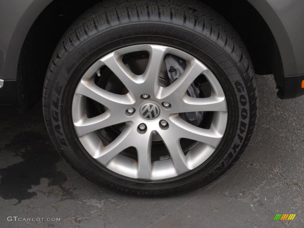 2008 Volkswagen Touareg 2 V8 Wheel Photo #42876371