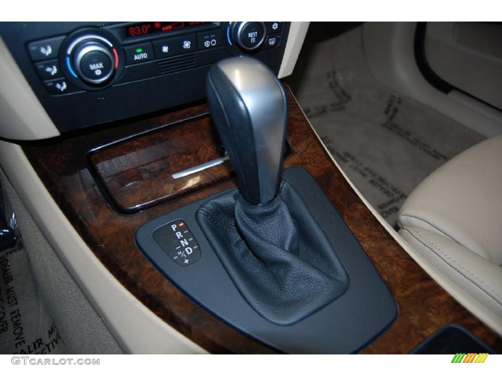 2009 3 Series 335i Sedan - Alpine White / Beige photo #33