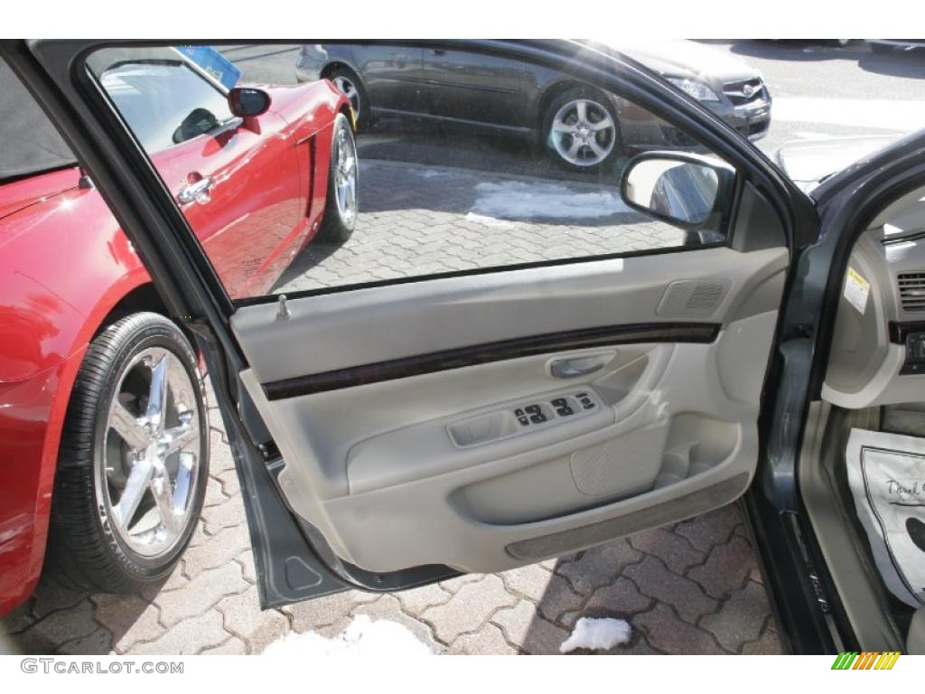 2002 Volvo S80 2.9 Sand Beige Door Panel Photo #42880872