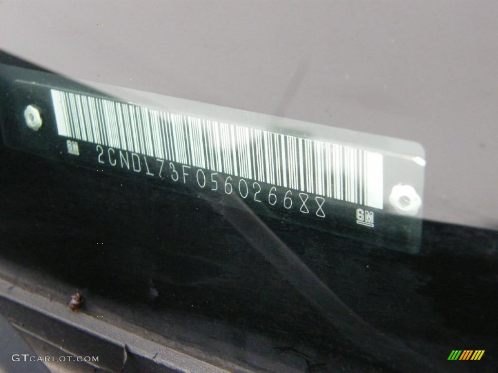 2005 Equinox LT AWD - Black / Light Gray photo #28