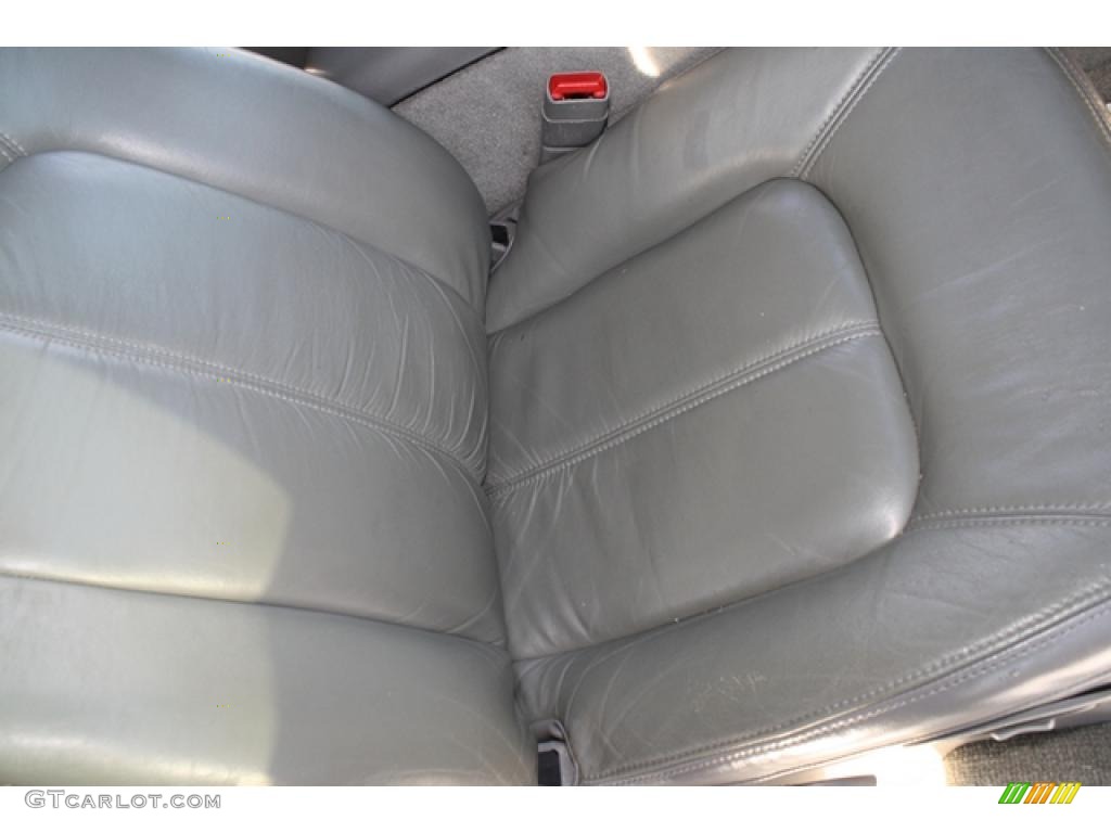 1998 Bravada AWD - White / Medium Gray photo #12