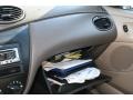 2000 Fort Knox Gold Metallic Ford Focus SE Sedan  photo #25