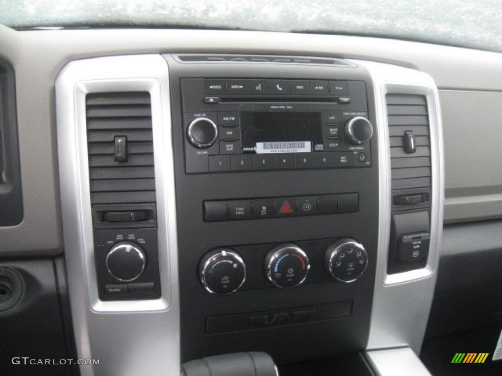 2011 Ram 1500 SLT Crew Cab 4x4 - Deep Cherry Red Crystal Pearl / Dark Slate Gray/Medium Graystone photo #6