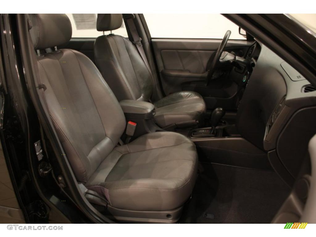2006 Elantra GT Hatchback - Ebony Black / Gray photo #13