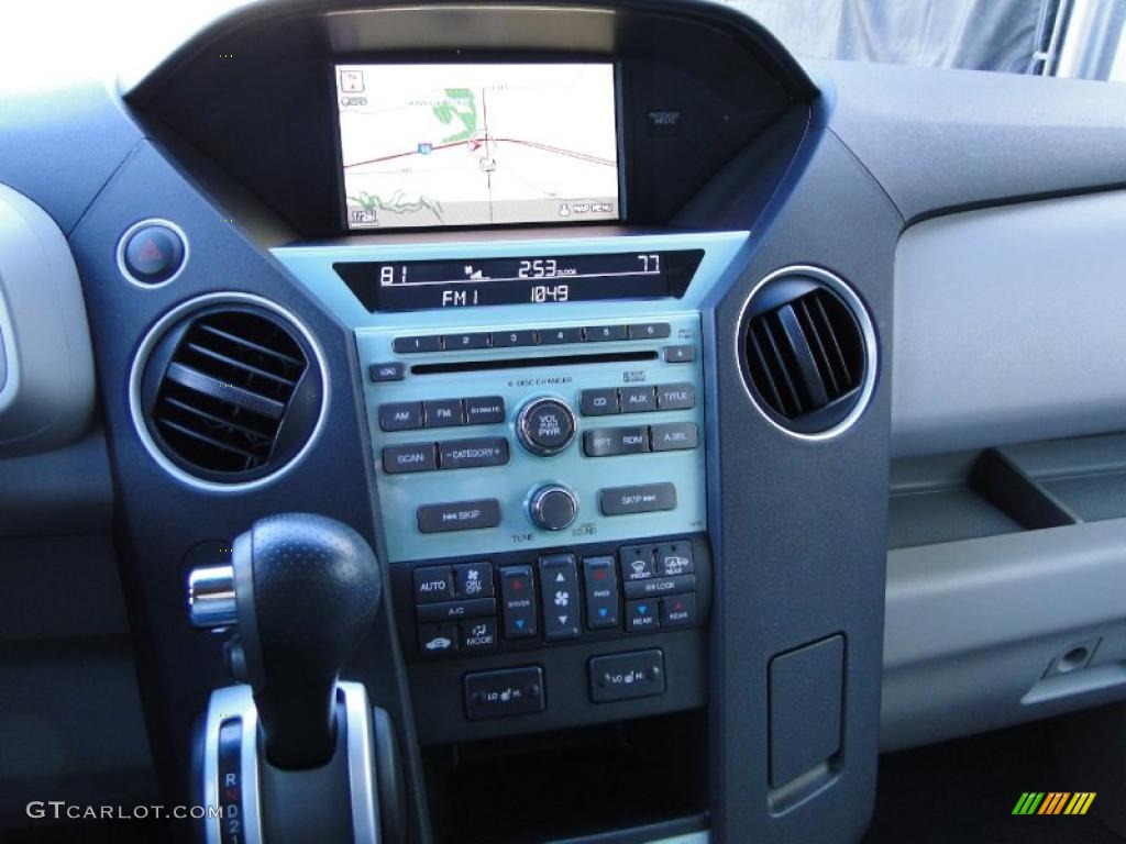 2009 Honda Pilot Touring Controls Photo #42901381