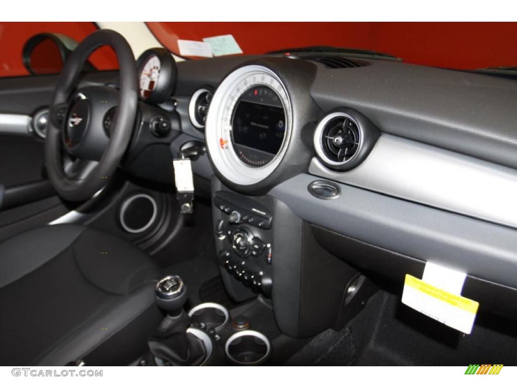 2011 Cooper Clubman - Horizon Blue Metallic / Carbon Black photo #12