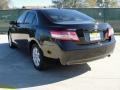Black - Camry LE Photo No. 5
