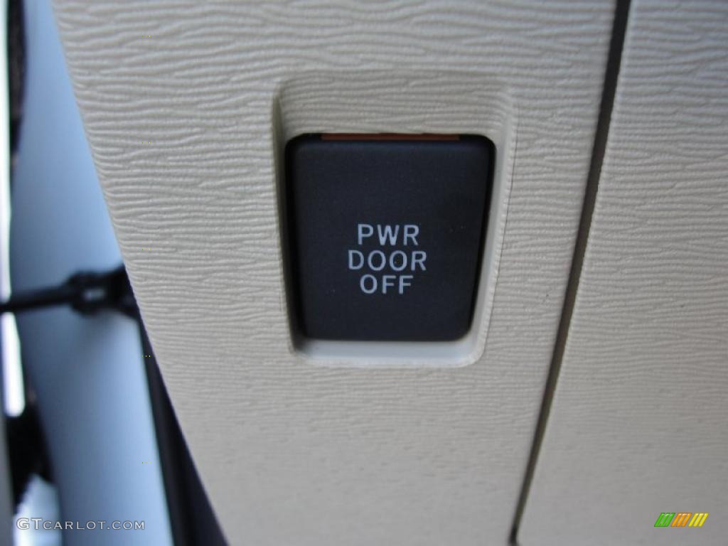 2011 Toyota Venza V6 Controls Photo #42918650