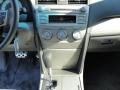 Super White - Camry SE Photo No. 25