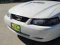 2001 Oxford White Ford Mustang V6 Coupe  photo #11