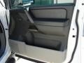 White - Titan LE Crew Cab 4x4 Photo No. 29